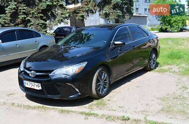 Toyota Camry  2015