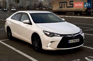 Toyota Camry  2017