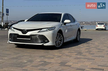 Toyota Camry 2018