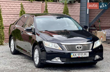 Toyota Camry 2014