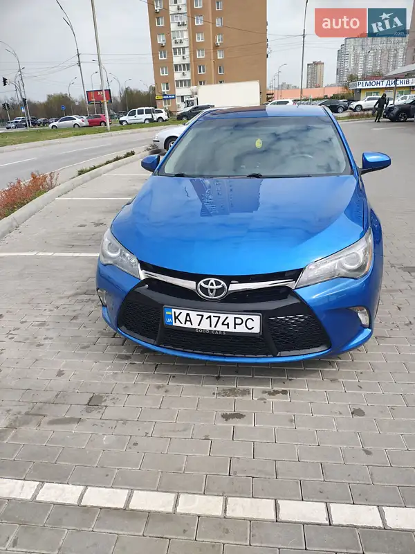 Toyota Camry 2017