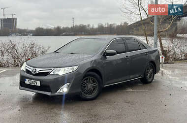 Toyota Camry 2013