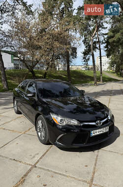 Toyota Camry  2016