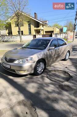 Toyota Camry  2005