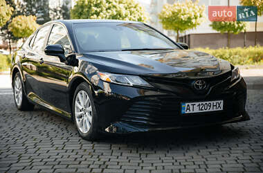 Toyota Camry 2018