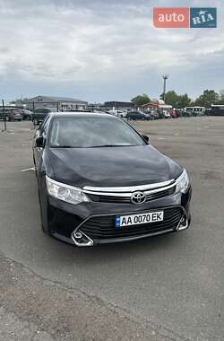 Toyota Camry  2014
