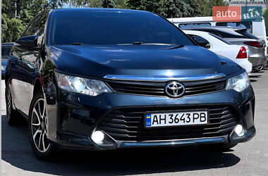 Toyota Camry  2017