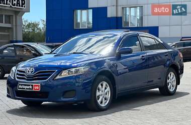 Toyota Camry  2010