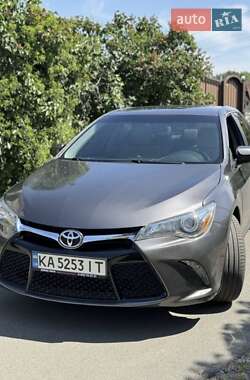 Toyota Camry  2015