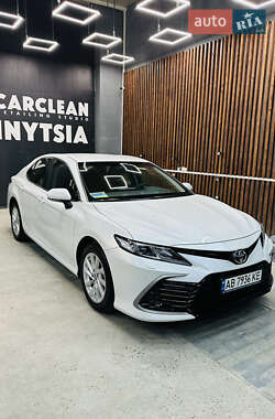 Toyota Camry  2023