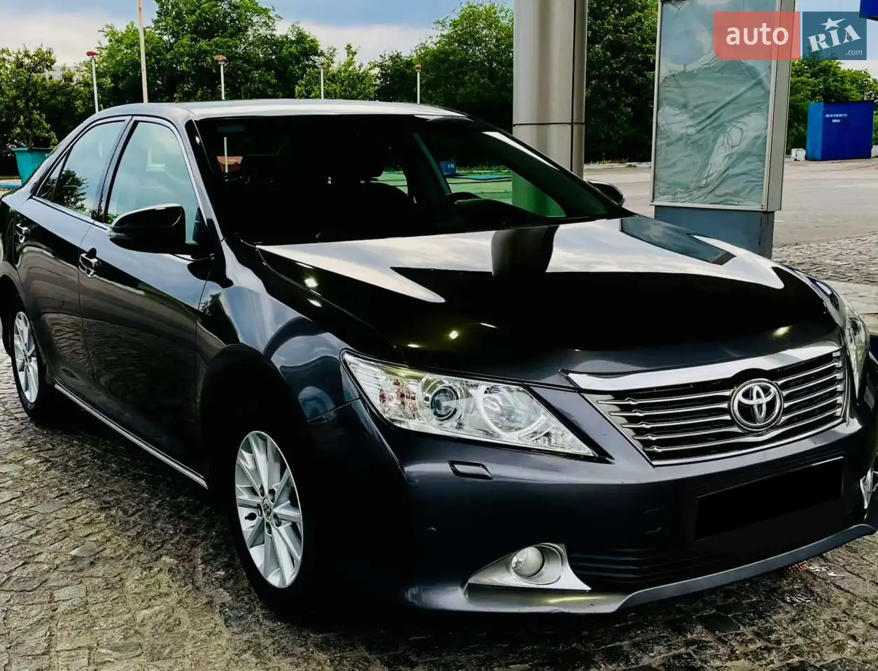 2013 Toyota Camry - мініатюра 2
