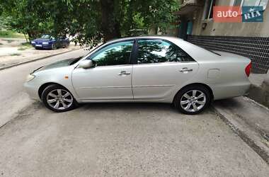 Toyota Camry  2003