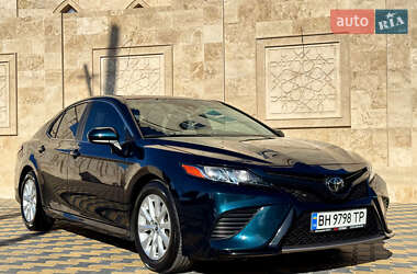 Toyota Camry  2017
