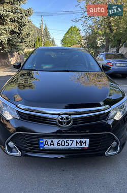 Toyota Camry  2017