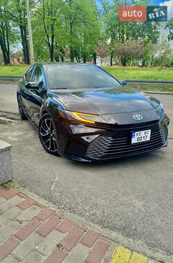 Toyota Camry  2024