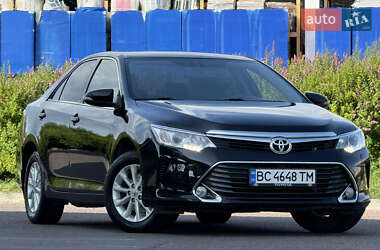 Toyota Camry  2016