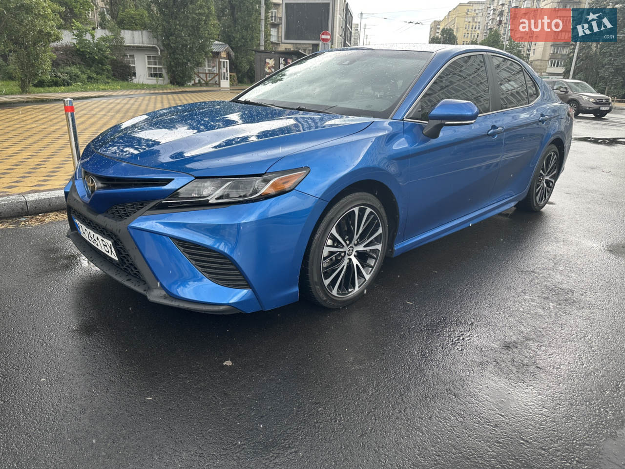 2020 Toyota Camry - мініатюра 4