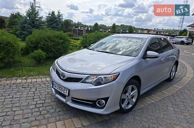 Toyota Camry  2014