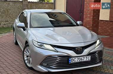 Toyota Camry 2017