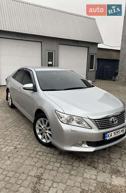 Toyota Camry  2012