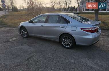 Toyota Camry  2015