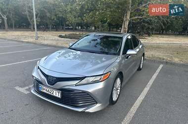 Toyota Camry  2017