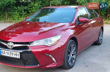 Toyota Camry  2015
