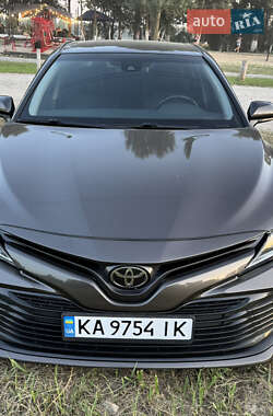 Toyota Camry  2017