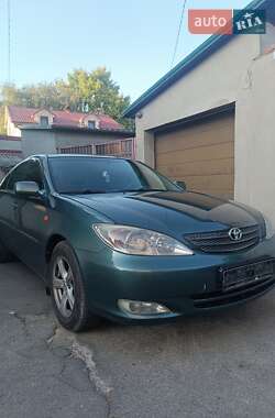 Toyota Camry  2002