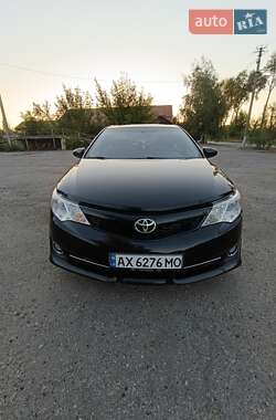 Toyota Camry  2013