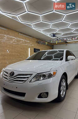 Toyota Camry  2011