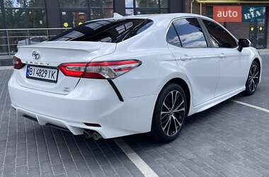 Toyota Camry  2020