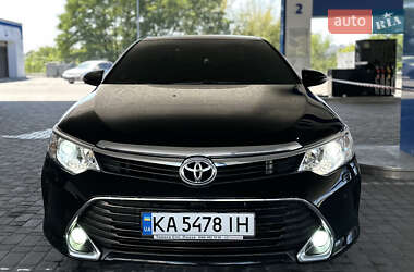 Toyota Camry  2015