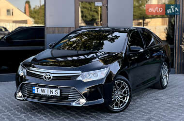 Toyota Camry  2015