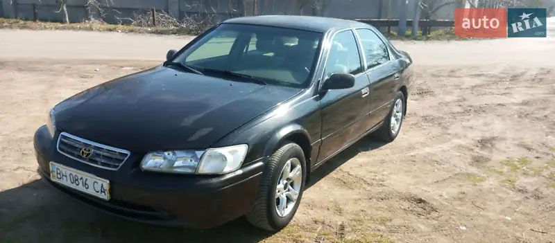 Toyota Camry 2000