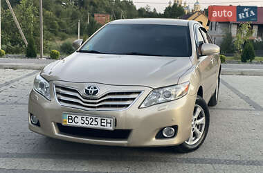 Toyota Camry  2009