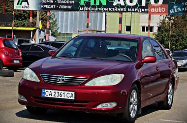 Toyota Camry  2004