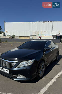 Toyota Camry  2011