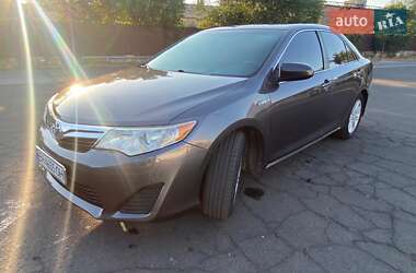 Toyota Camry  2013