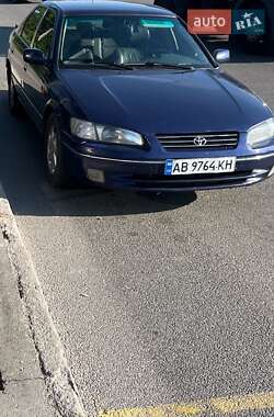 Toyota Camry  1999
