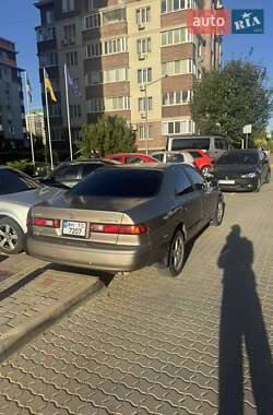 Toyota Camry  1999