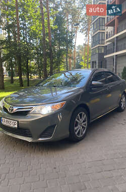 Toyota Camry  2014