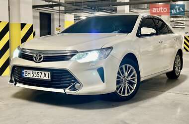 Toyota Camry  2016