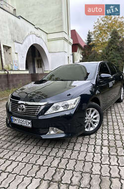 Toyota Camry  2011
