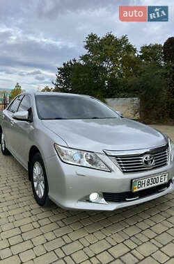 Toyota Camry  2012