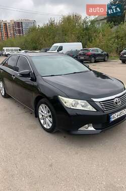 Toyota Camry 2012
