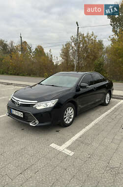 Toyota Camry 2015