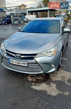 Toyota Camry  2015