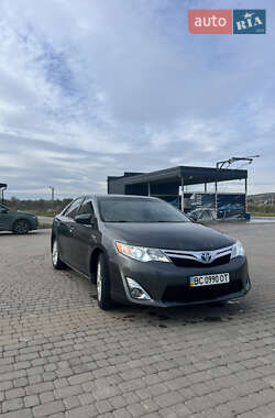 Toyota Camry  2011