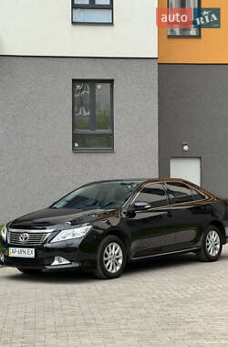 Toyota Camry  2012